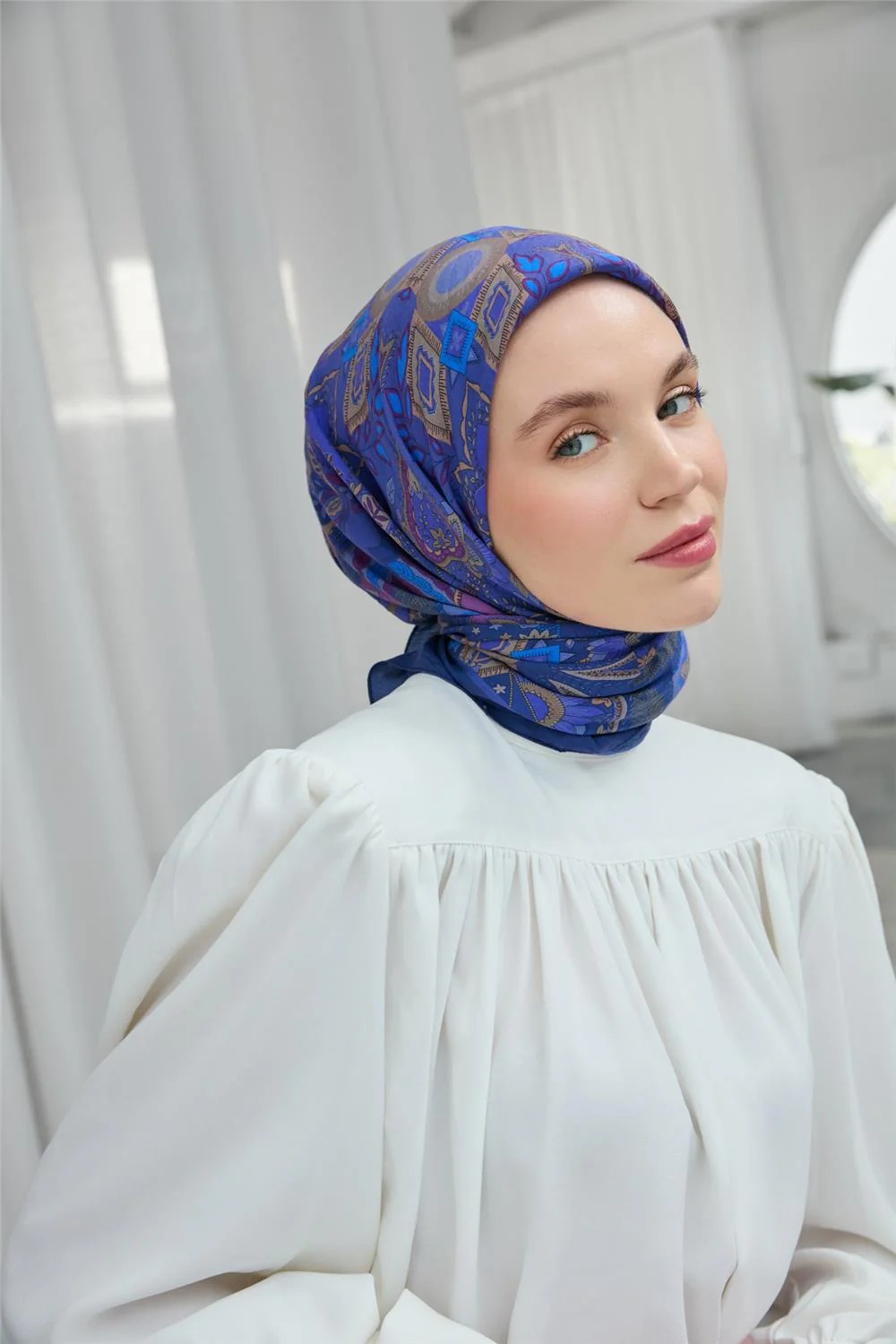4M silkhome velora eşarp - Görsel 1